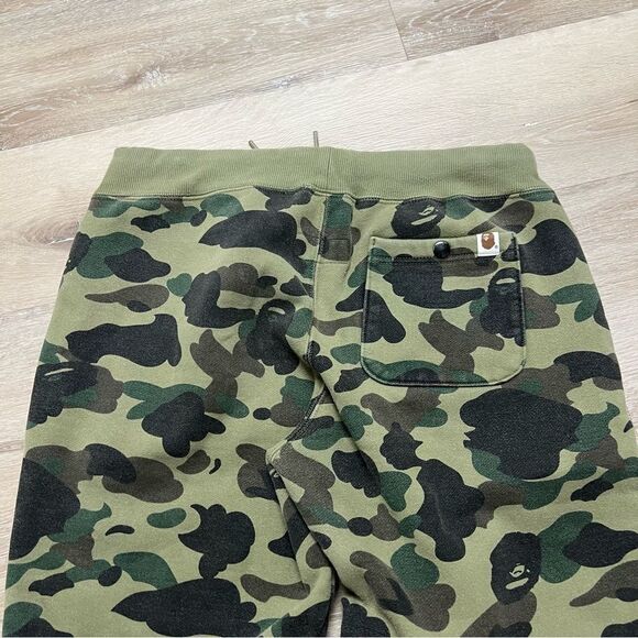 Champion A Bathing Ape Bape Green 1st Camo Sweatpants SIZE: Large - Picture 9 of 10